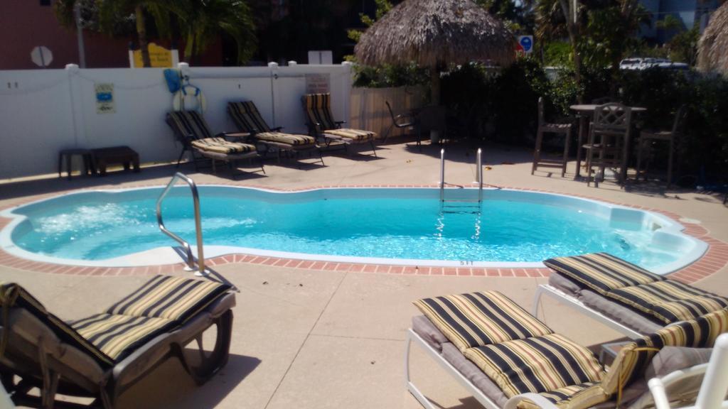 The Cottages At Madeira Beach เซนต์พีทบีช ภายนอก รูปภาพ