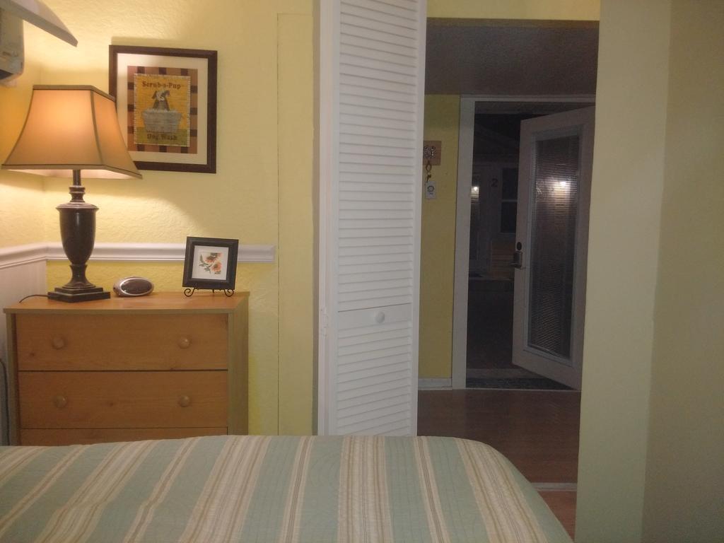 The Cottages At Madeira Beach เซนต์พีทบีช ภายนอก รูปภาพ