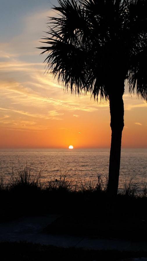 The Cottages At Madeira Beach เซนต์พีทบีช ภายนอก รูปภาพ