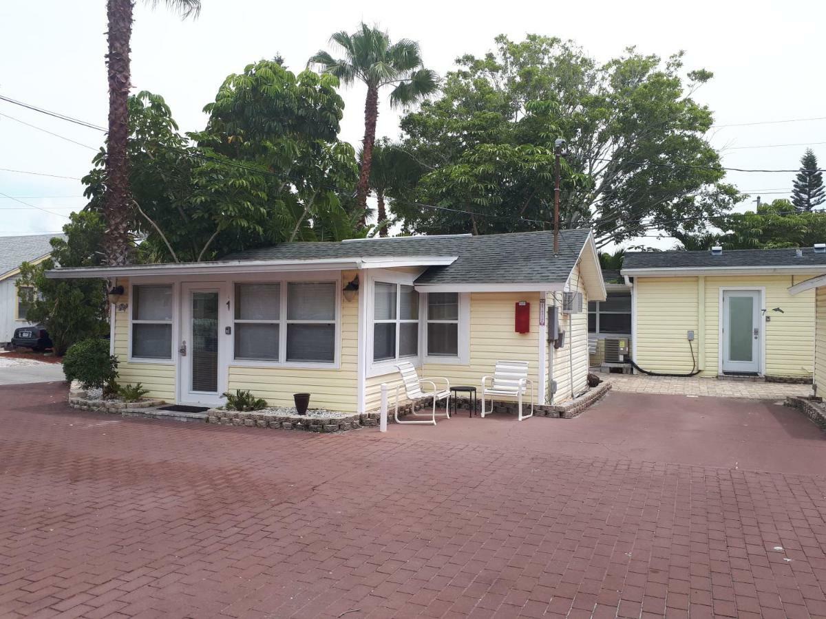 The Cottages At Madeira Beach เซนต์พีทบีช ภายนอก รูปภาพ