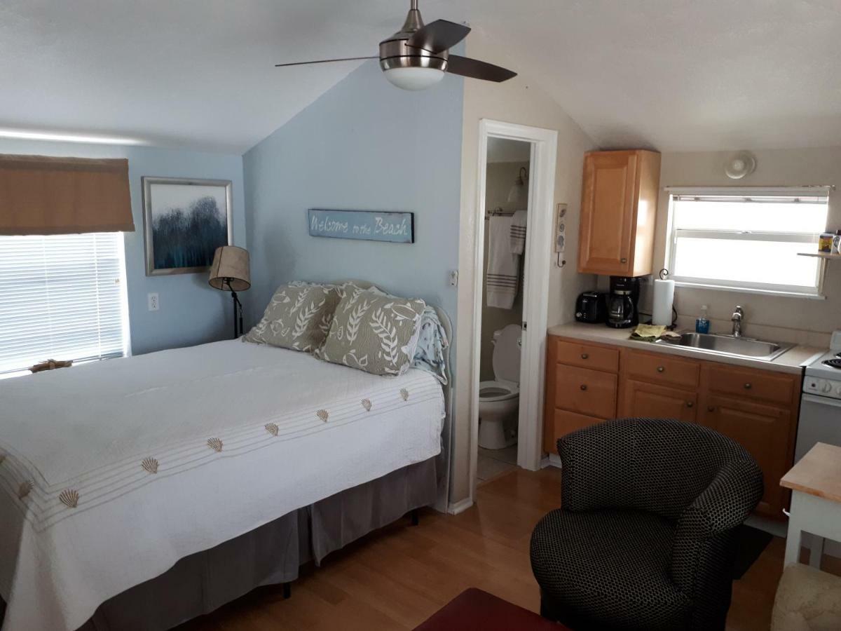 The Cottages At Madeira Beach เซนต์พีทบีช ภายนอก รูปภาพ