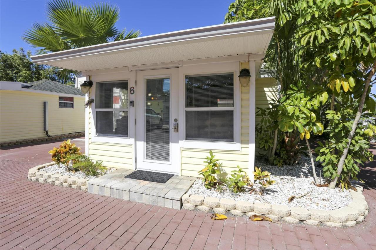 The Cottages At Madeira Beach เซนต์พีทบีช ภายนอก รูปภาพ