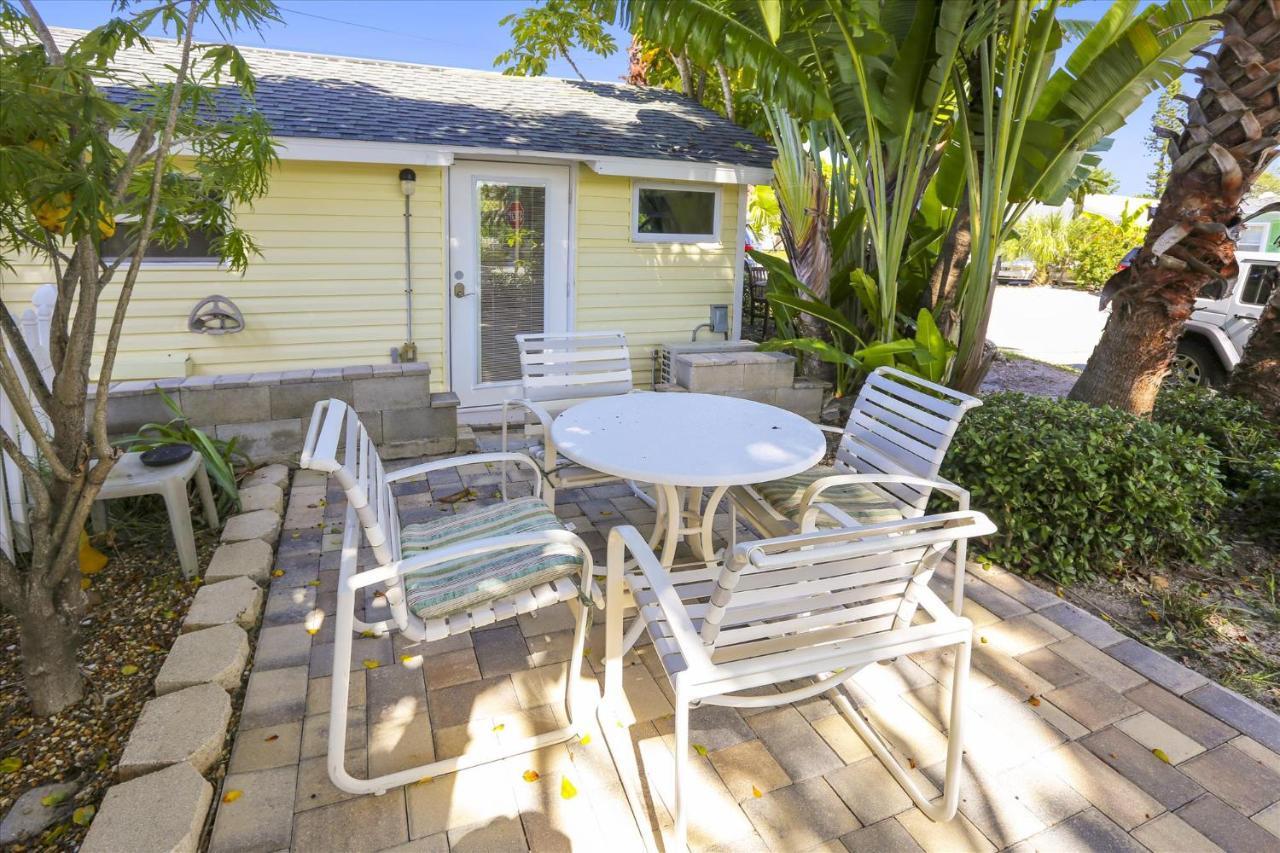 The Cottages At Madeira Beach เซนต์พีทบีช ภายนอก รูปภาพ