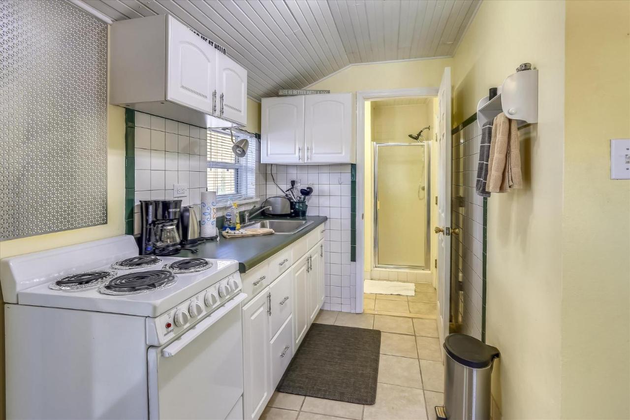 The Cottages At Madeira Beach เซนต์พีทบีช ภายนอก รูปภาพ