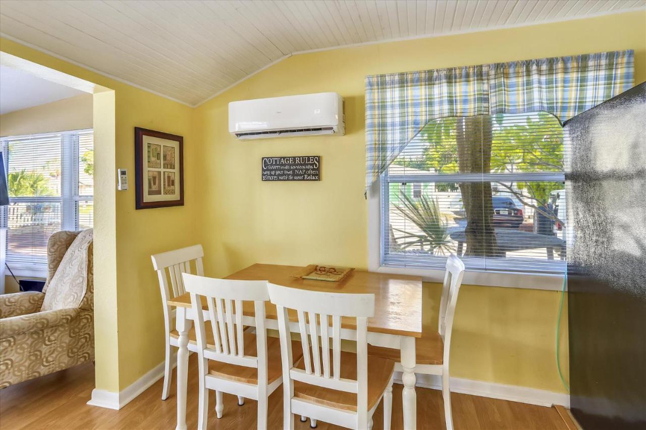 The Cottages At Madeira Beach เซนต์พีทบีช ภายนอก รูปภาพ